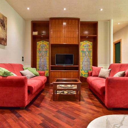 Elegant & Cozy Apartment In The Heart Of Rome Roma Exterior foto