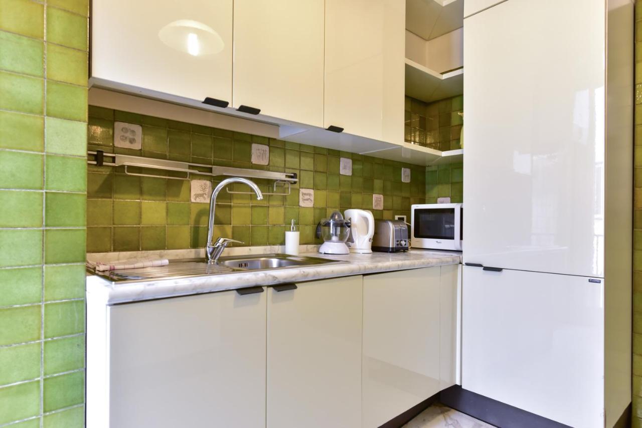 Elegant & Cozy Apartment In The Heart Of Rome Roma Exterior foto