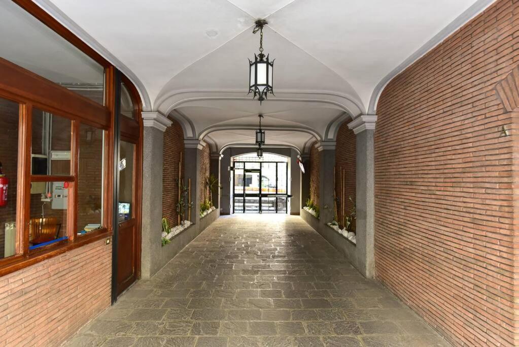 Elegant & Cozy Apartment In The Heart Of Rome Roma Exterior foto