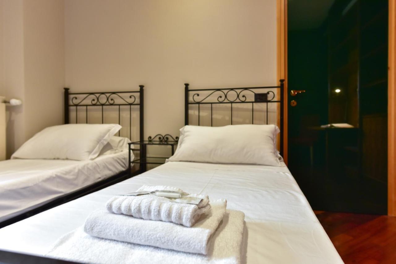 Elegant & Cozy Apartment In The Heart Of Rome Roma Exterior foto