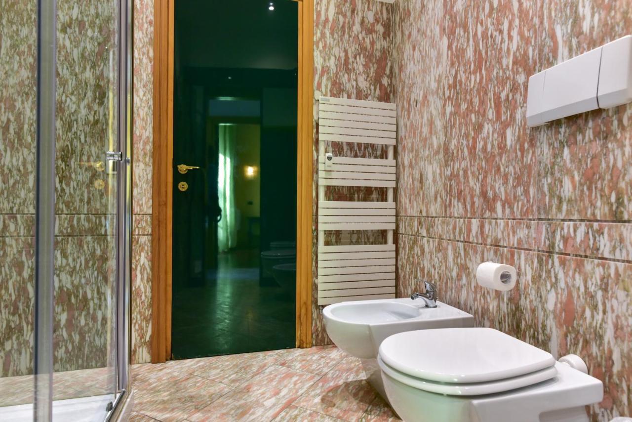 Elegant & Cozy Apartment In The Heart Of Rome Roma Exterior foto